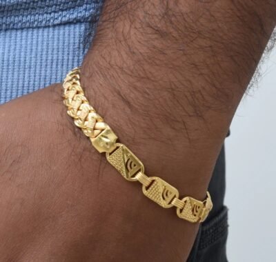 Unique Design Gold Plated Nawabi Bracelet for Men - Style D262 - Image 3
