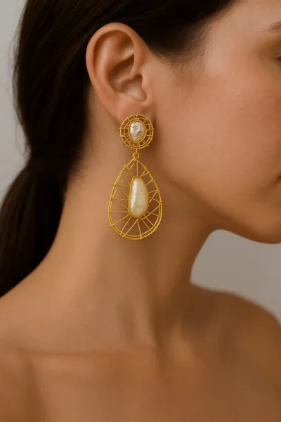 Kavya real pearl Earrings - Image 2